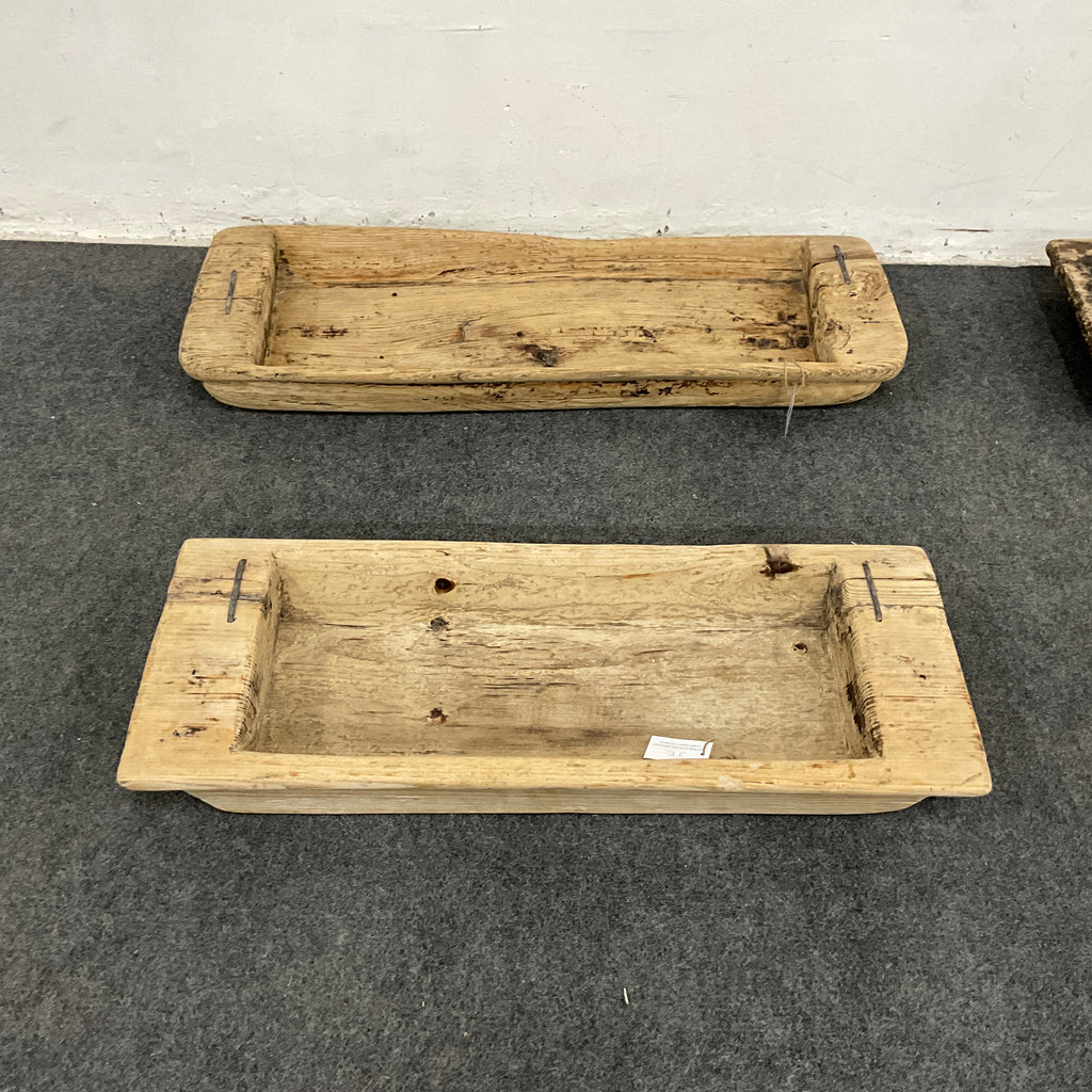 Mangeoire ancienne en bois patiné