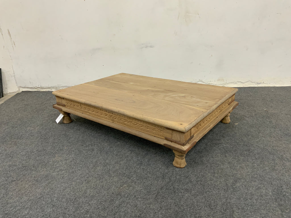 Table basse ancienne rectangulaire en bois massif