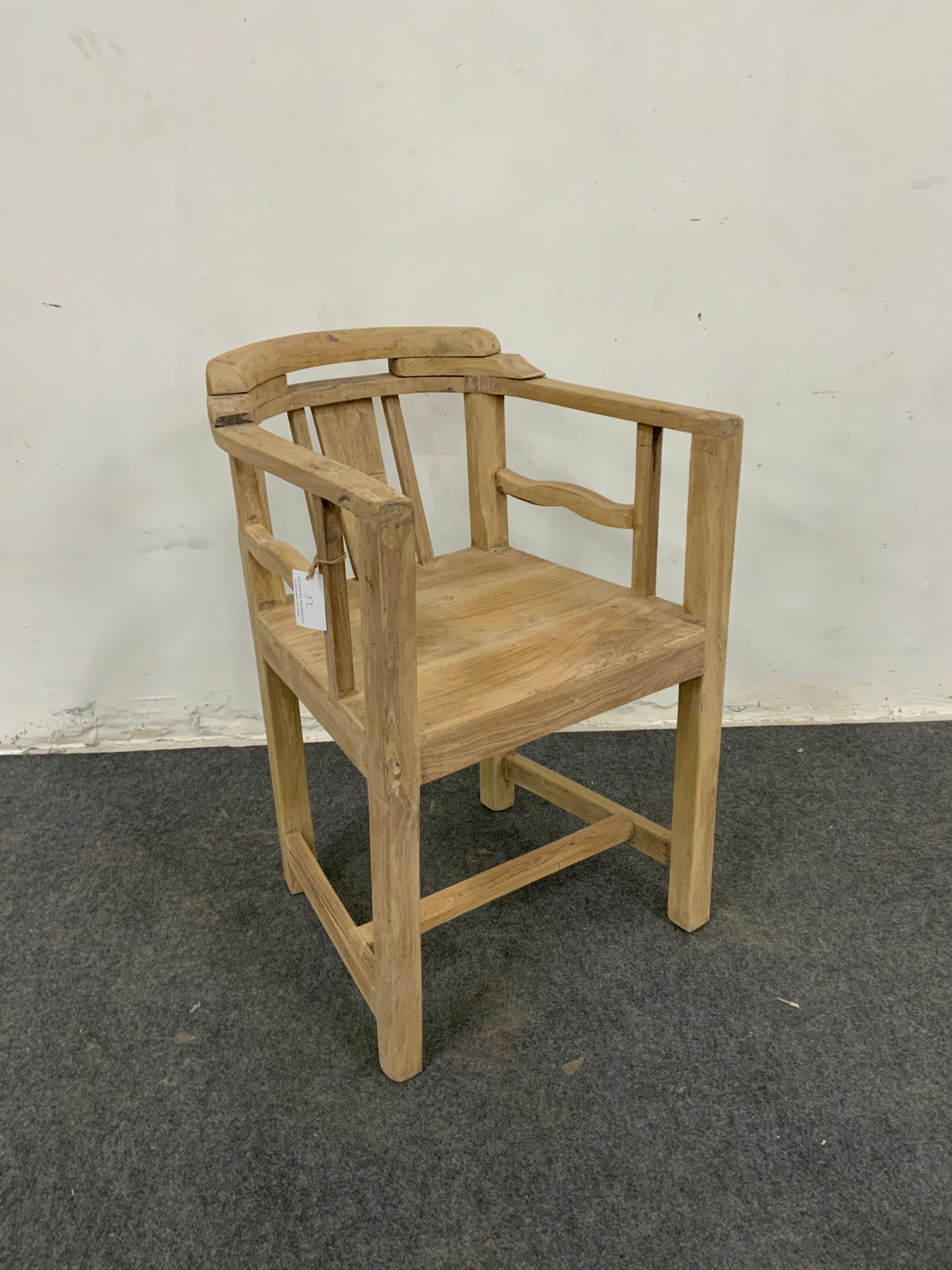 Fauteuil  en bois massif