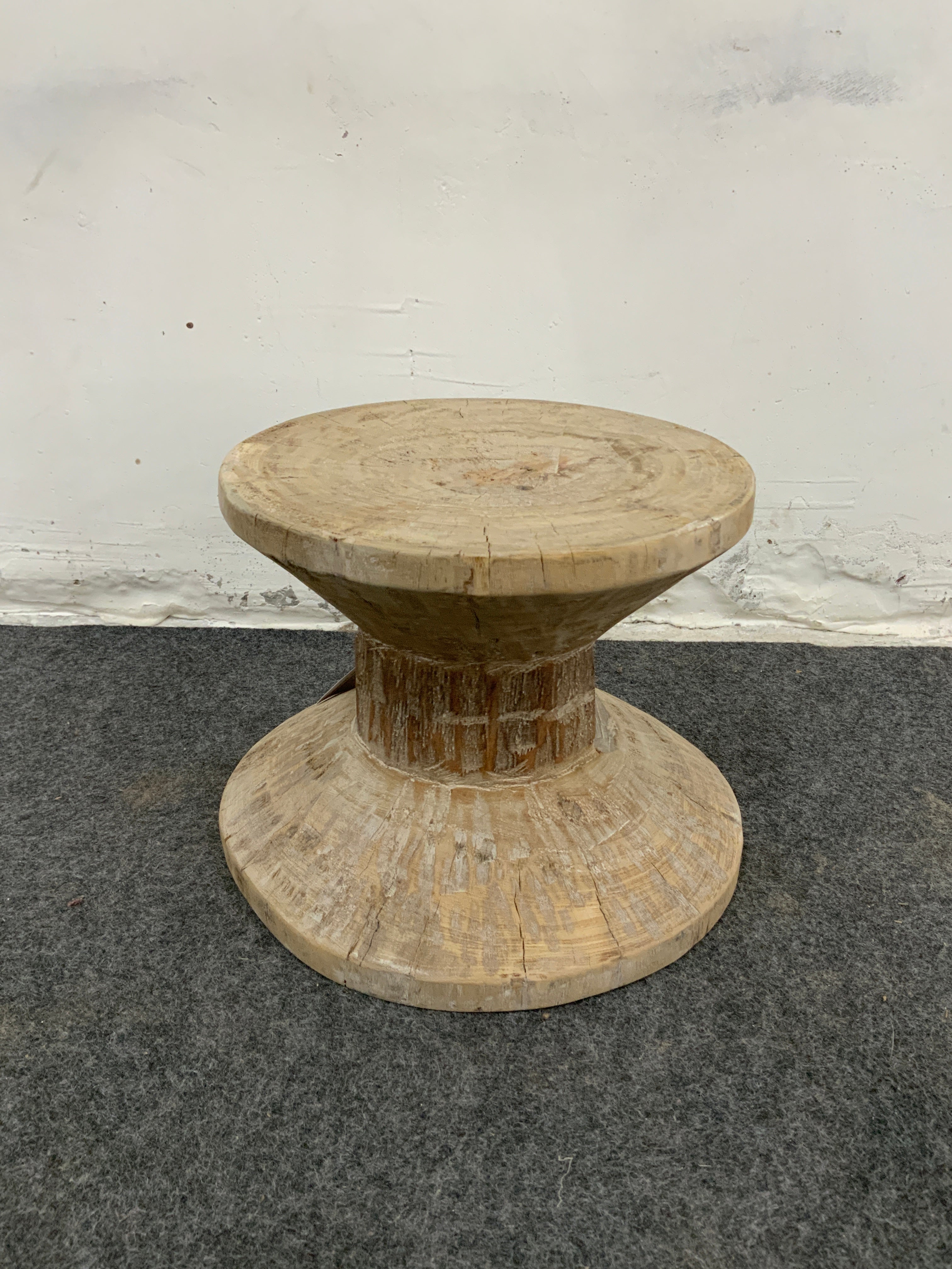 Bout de canapé ancien en bois