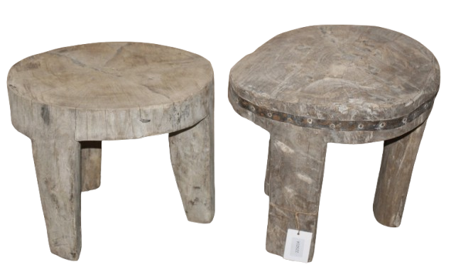 Tabouret ancien en bois patiné