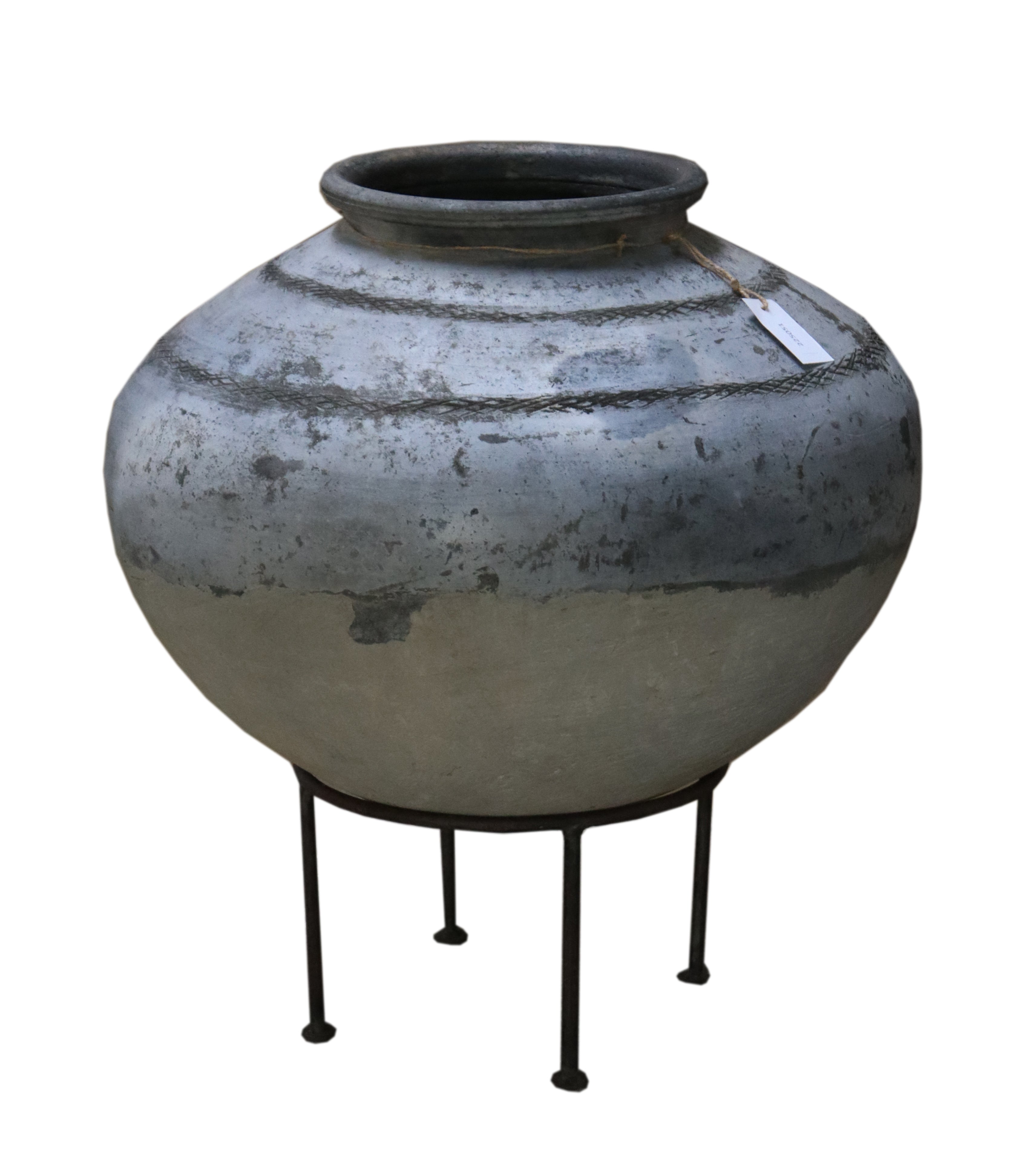 Jarre ancienne en terre cuite sur socle