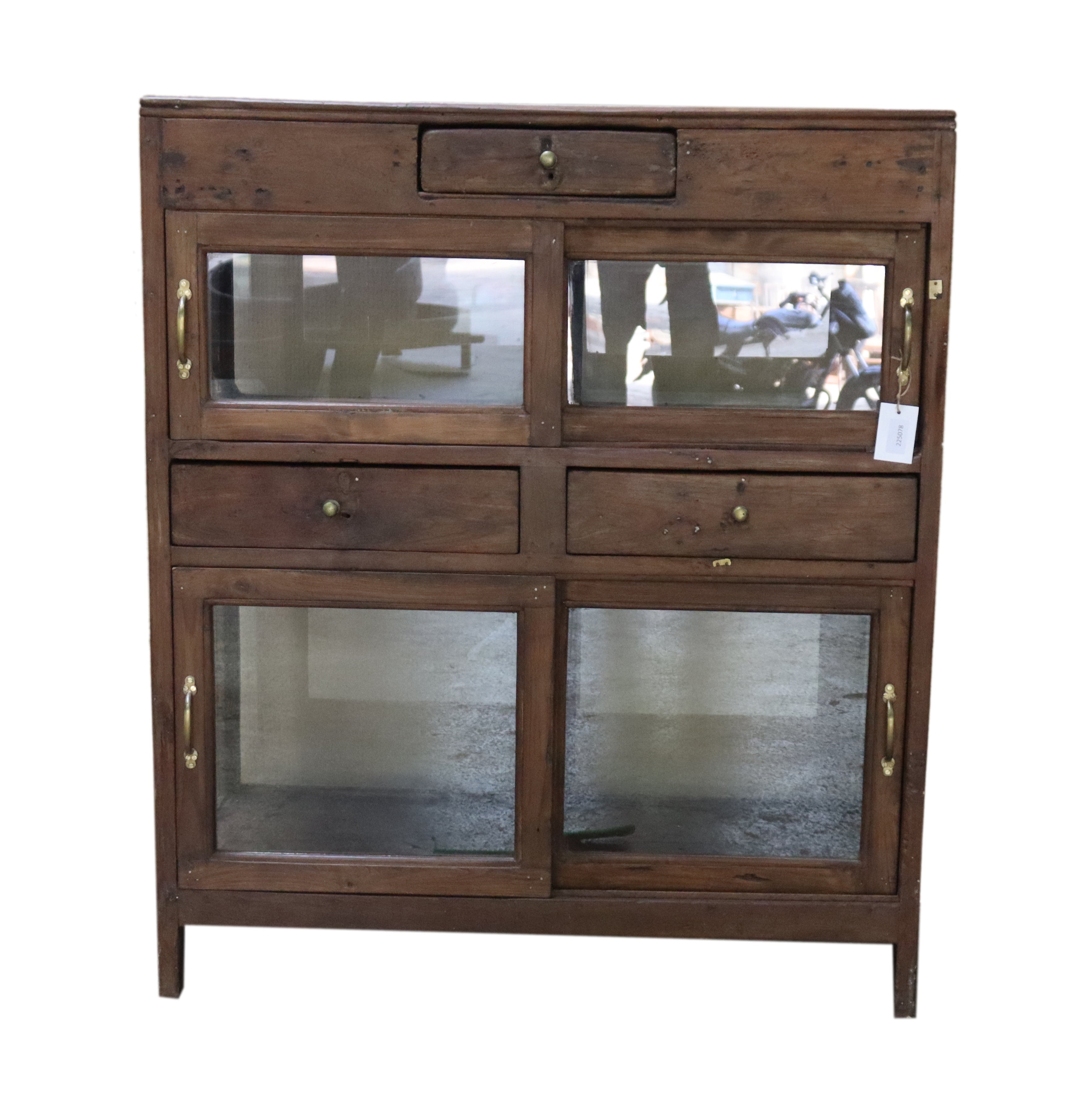 Vitrine ancienne en bois foncé