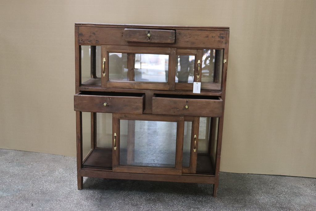 Vitrine ancienne en bois foncé