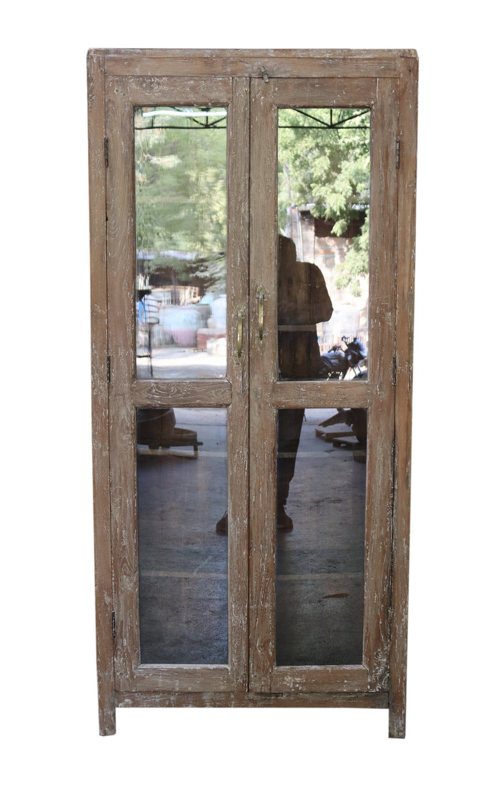 Vitrine ancienne en bois patiné clair