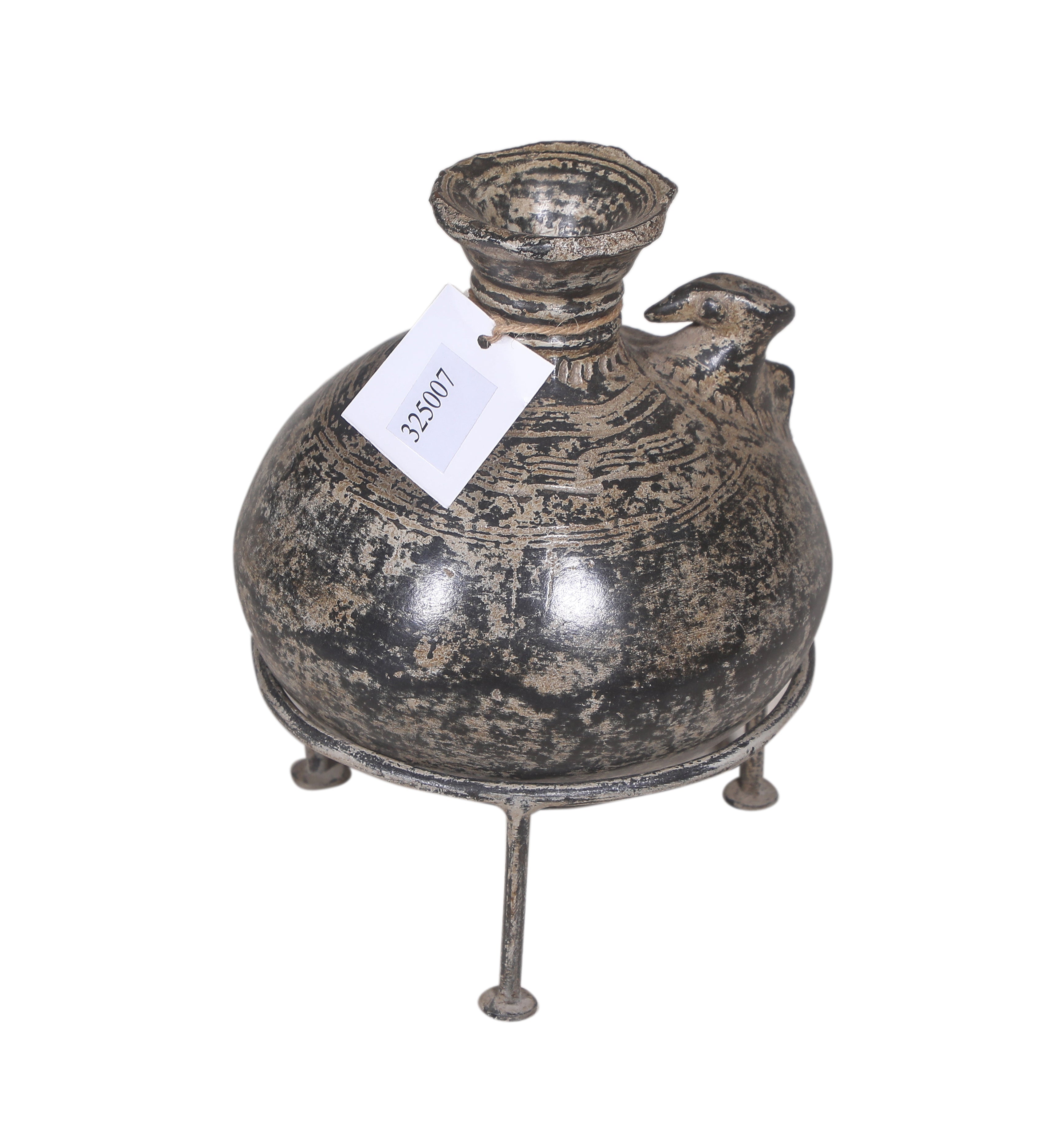 Ancien pot à eau en terre cuite – modèles assortis
