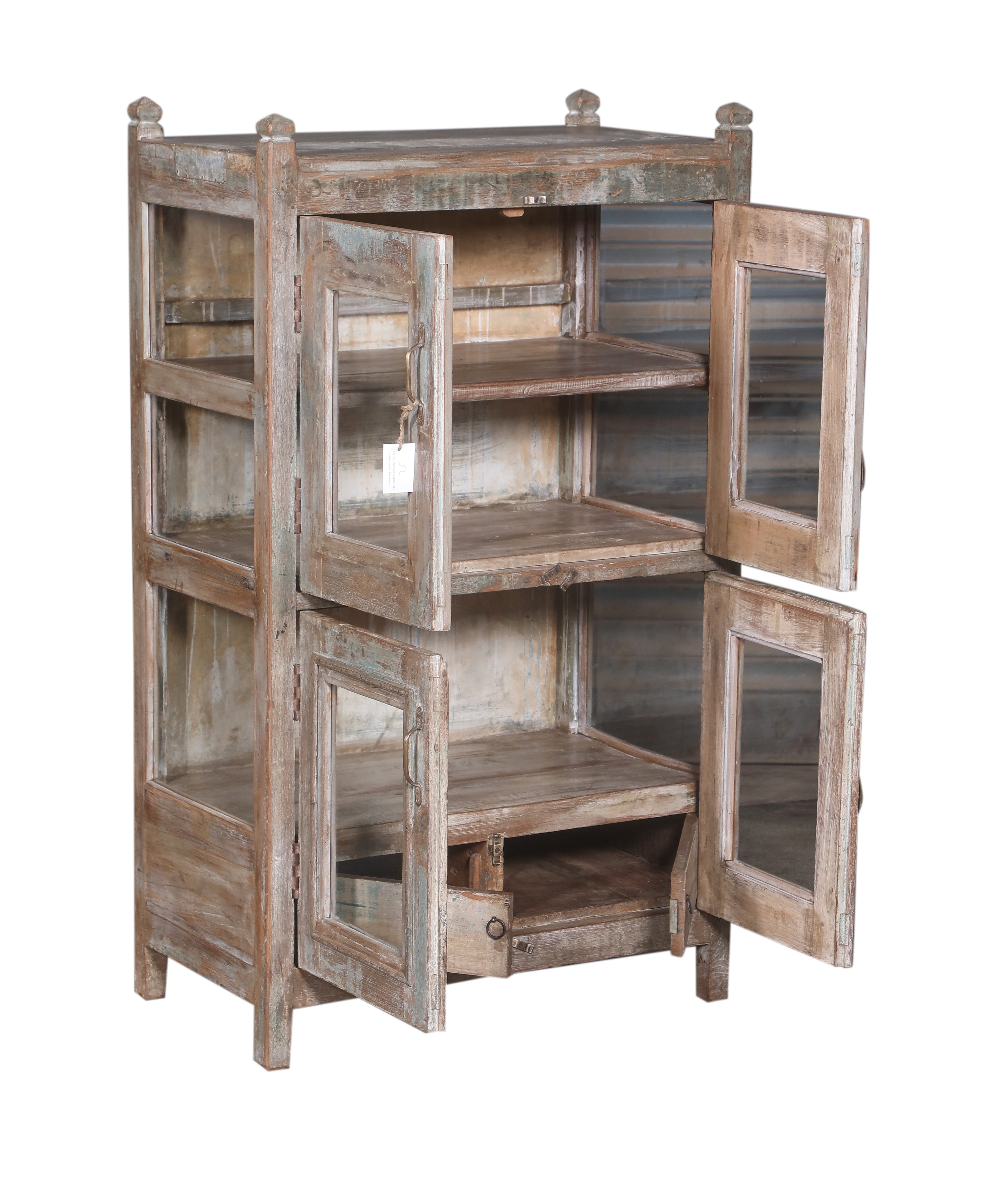 Vitrine ancienne en bois patiné – grand modèle