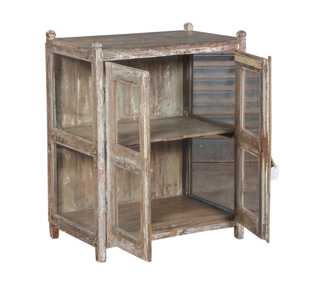 Vitrine ancienne en bois patiné – modèle bas