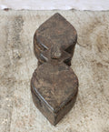 Boîte à épices ancienne en bois sculpté