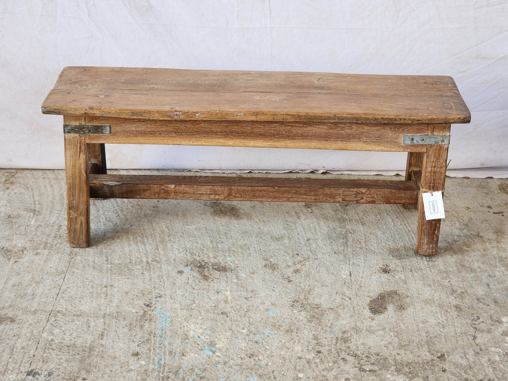 Banc ancien en bois patiné