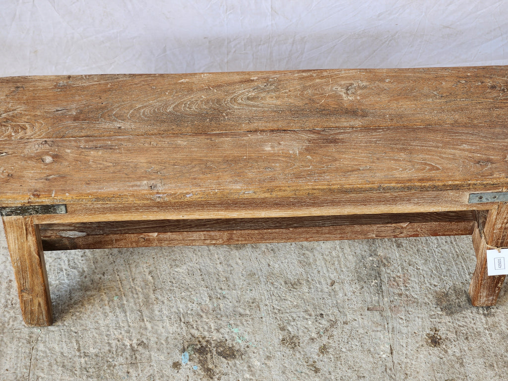 Banc ancien en bois patiné