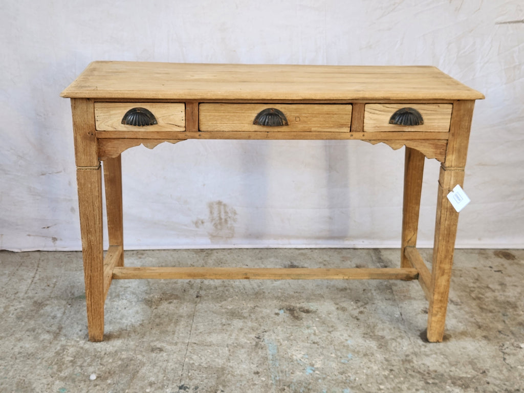 Console ancienne en bois patiné