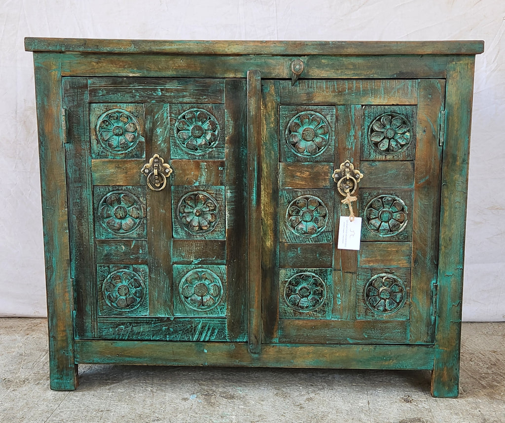 Buffet ancien turquoise sculpté