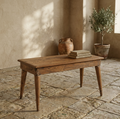 Table basse ancienne en bois patiné