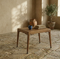 Table basse ancienne en bois patiné – format carré