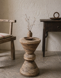 Tabouret ancien en bois sculpté
