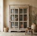 Vitrine ancienne en bois patiné