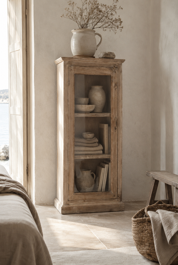 Vitrine ancienne en bois patiné