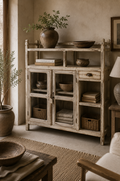 Étagère ancienne en bois patiné avec vitrines