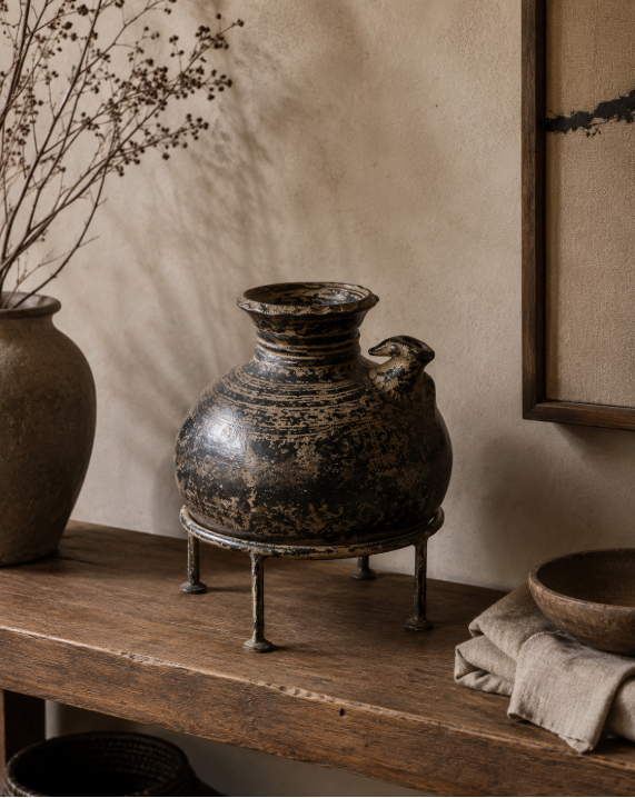 Ancien pot à eau en terre cuite – modèles assortis